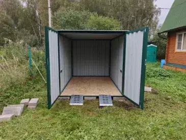 Гараж для квадроцикла в зеленом цвете в дер. Степаново, Петушинский р-н, Владимирская обл.