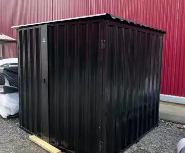 Компактный хозблок для хранения вещей в черном цвете в дер. Трусово, г.о. Солнечногорск, МО
