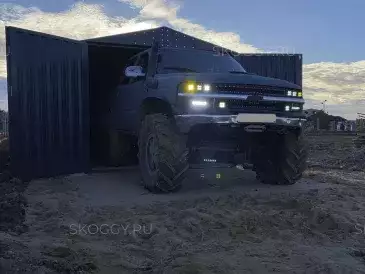 Масштабный автомобильный гараж в расцветке "под дерево" Дуб Грей в пос. Первомайское, Филимонковский р-н, г. Москва