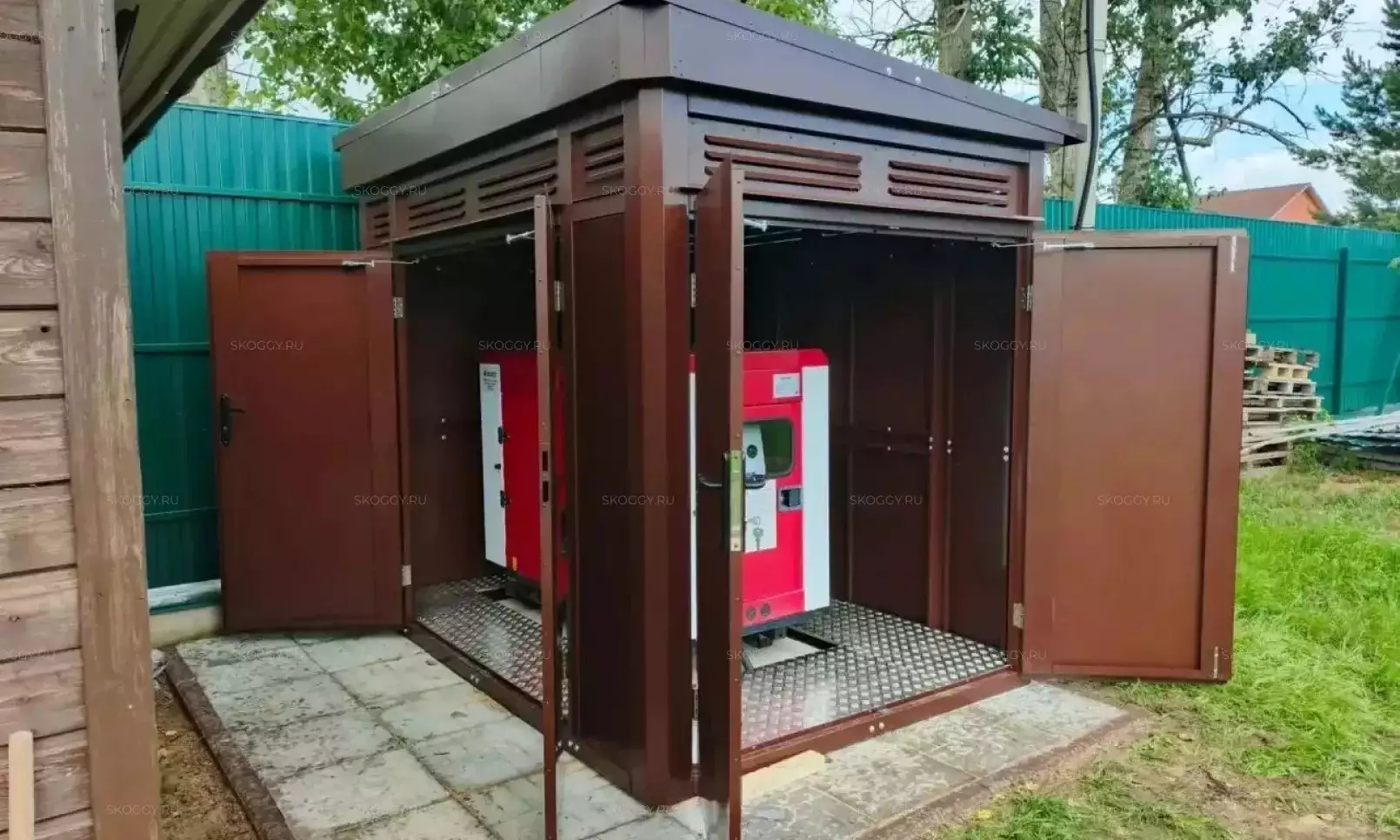 Индивидуальный хозблок СЛОГГИ в коричневом цвете